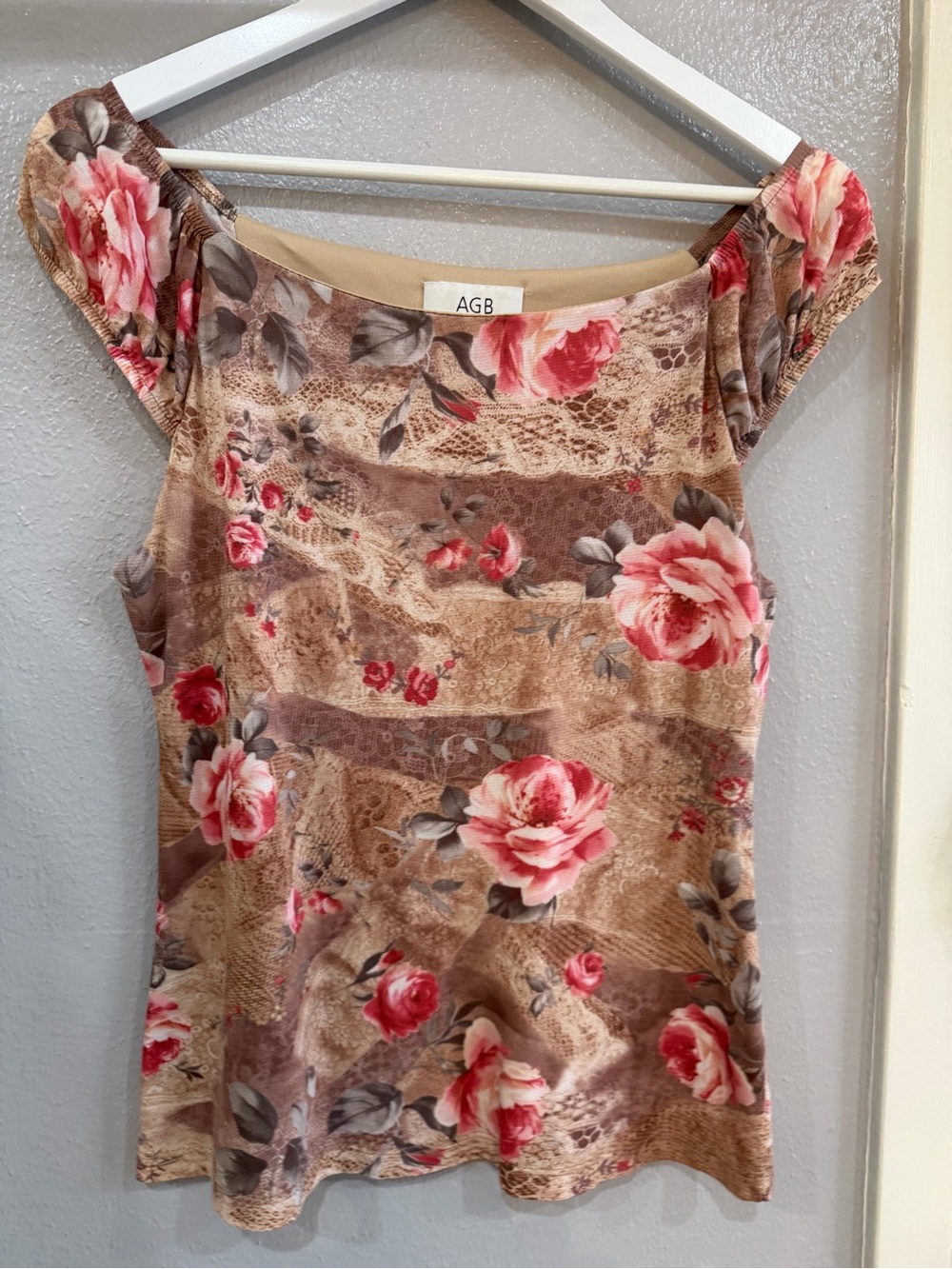 AGB Beige Floral Scoop Neck Top with Pink Roses